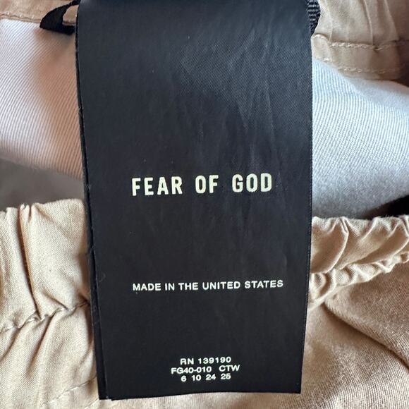 Fear of God Men's XS Drawstring Sweat Shorts Tan Neutral Loungewear Essentials - Picture 6 of 11